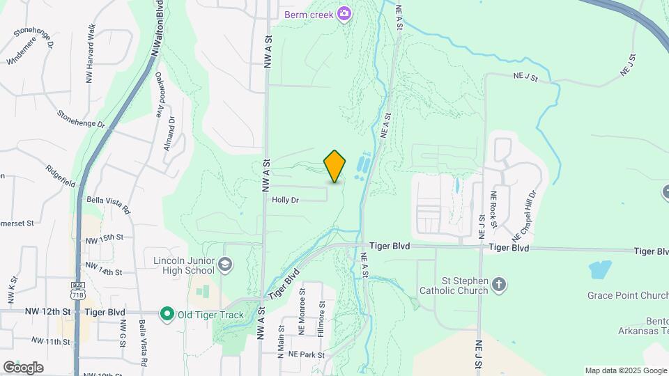 36 Holly Dr Map and Location Details