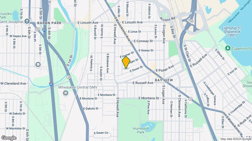 526 E Dover St, Unit UPPER Map and Location Details