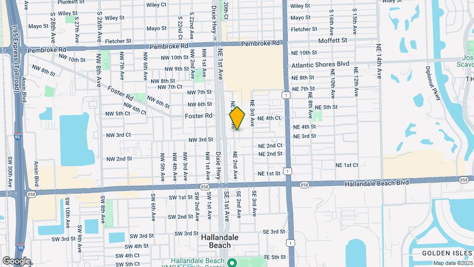 207 NE 3rd St Map and Location Details