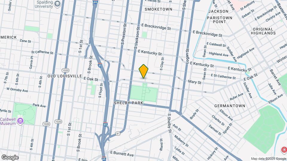 537 E Oak St Map and Location Details