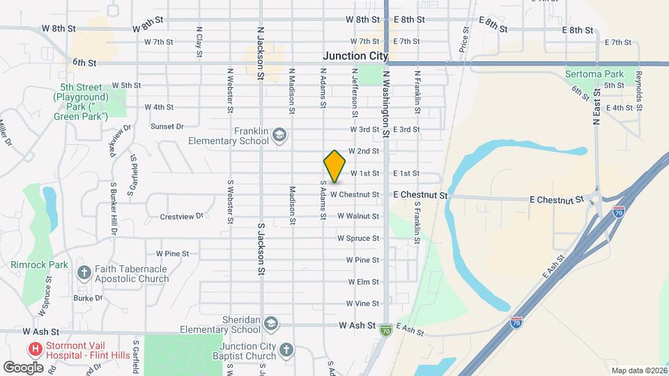 228 W Chestnut St Map and Location Details