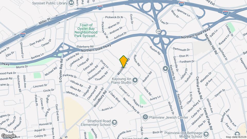 561 Woodbury Rd Map and Location Details