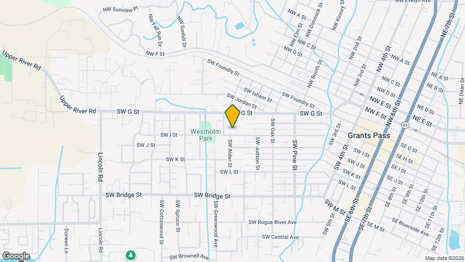 230 SW Spring St Map and Location Details