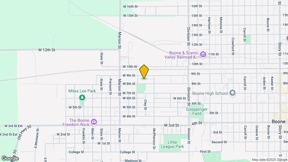 425-427 W 8th St Map and Location Details