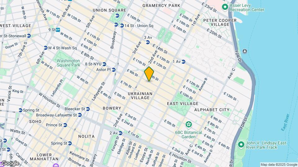 328 E 9th St Mapa y Detalles de la Ubicación