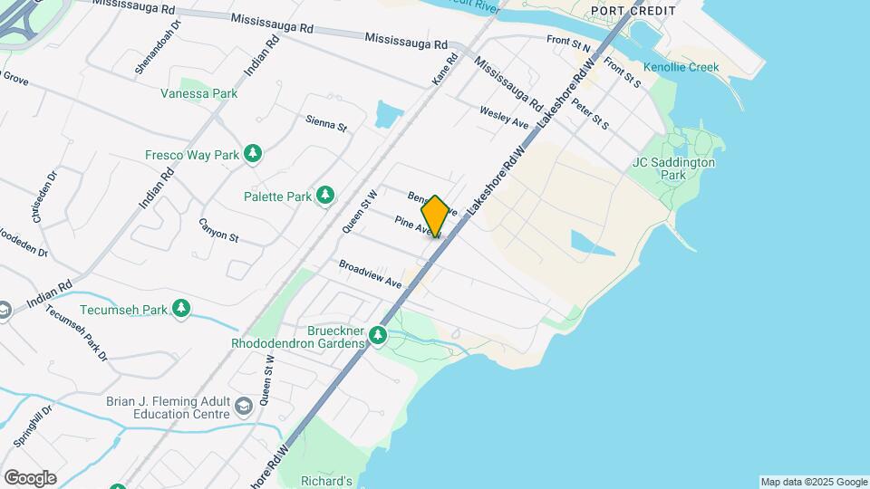 332 Lakeshore Rd W Map and Location Details