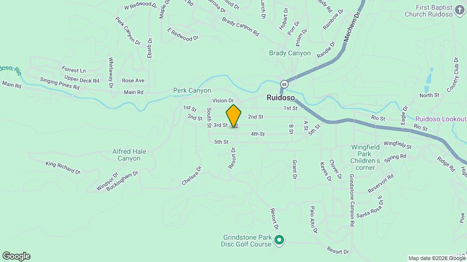 402 4th St Map and Location Details