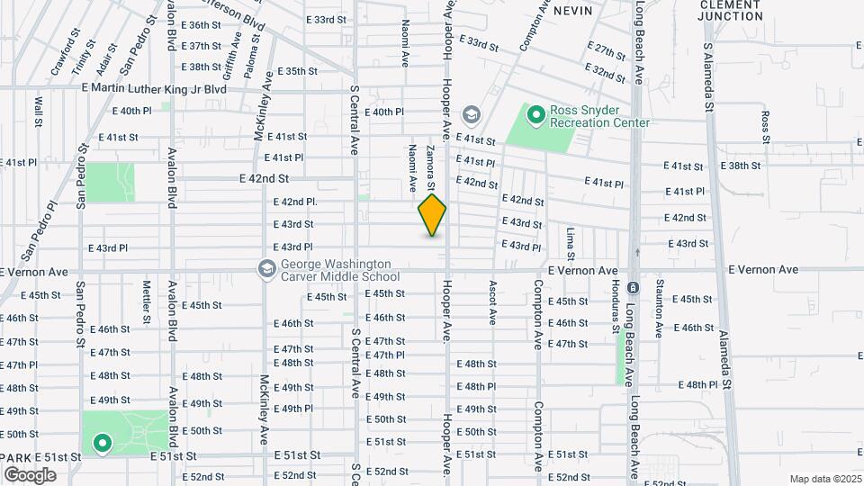 1241 E 43rd Pl Map and Location Details