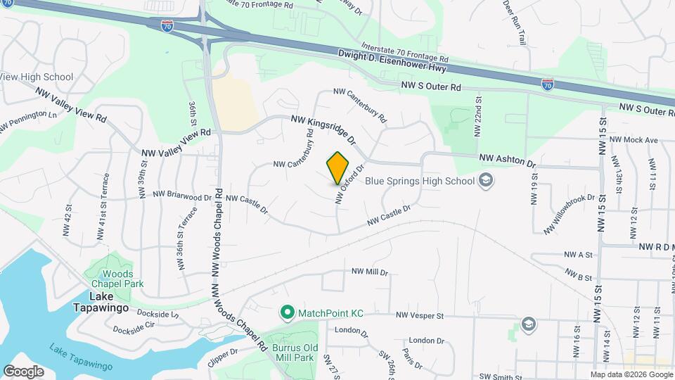 805 NW Oxford Dr Map and Location Details