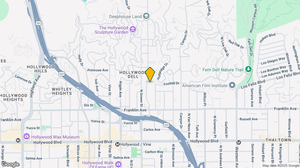 2028 N Beachwood Dr Map and Location Details