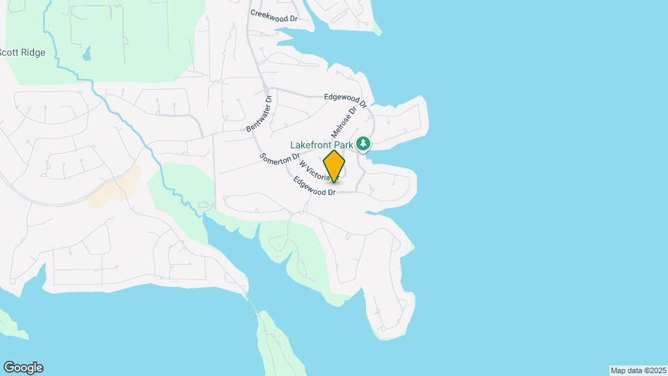 590 Edgewood Dr Map and Location Details