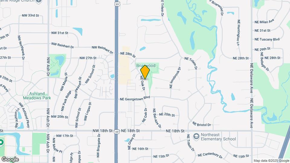 2503 NE Oak Dr, Unit 8 Map and Location Details