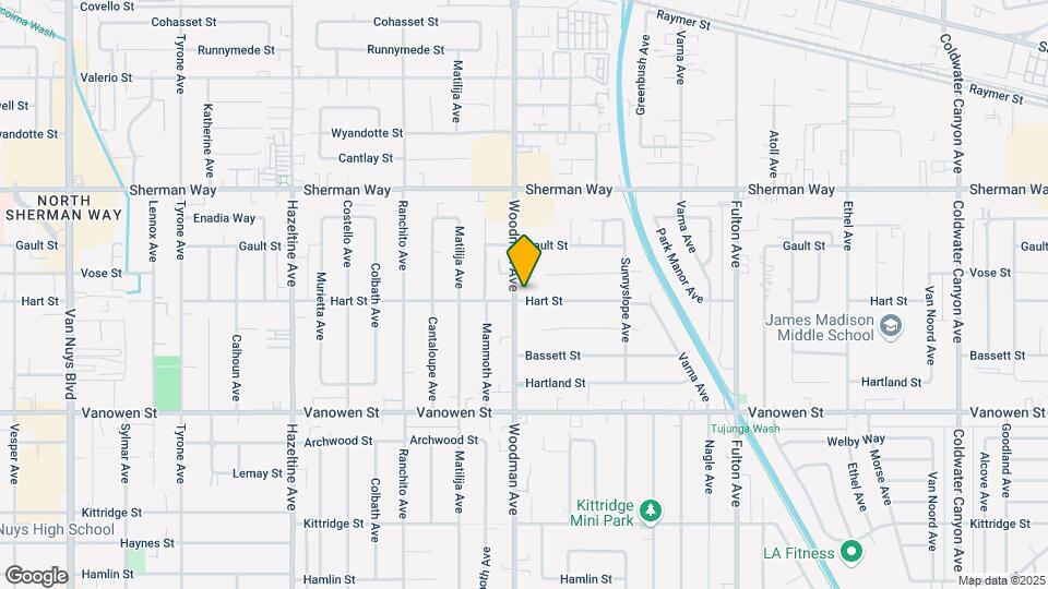 7004 Woodman Ave Map and Location Details