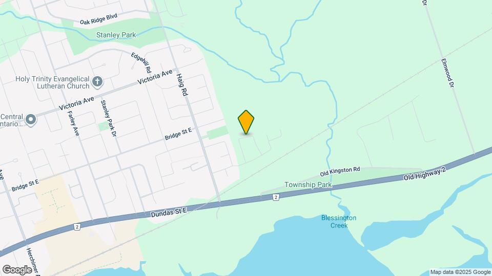 8 Bradden Cres Map and Location Details