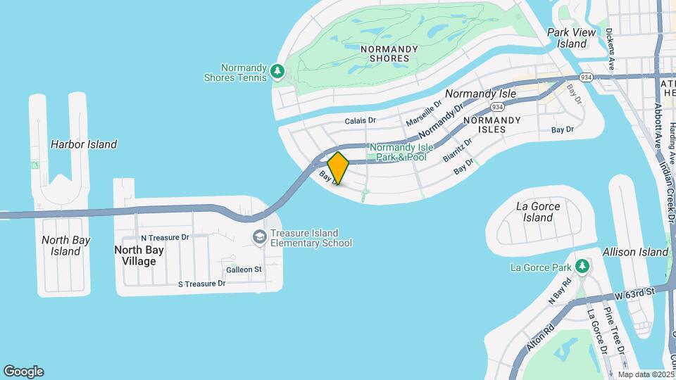1990 Bay Dr Mapa y Detalles de la Ubicación