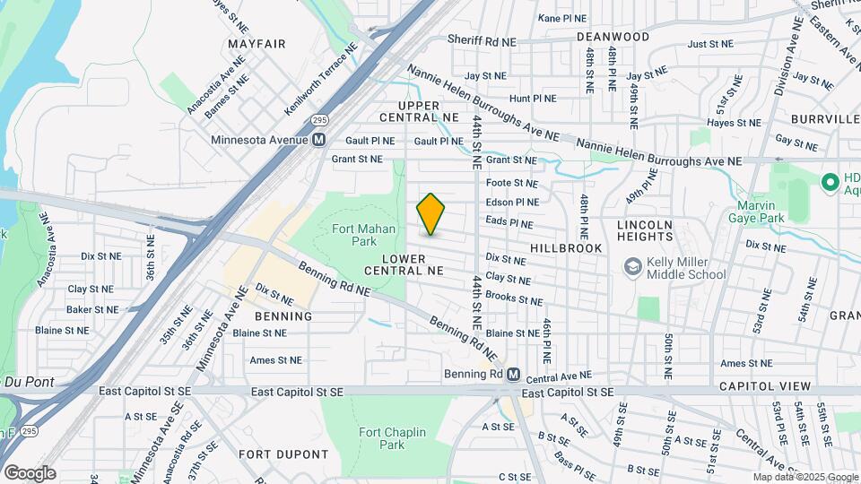 4220 Dix St NE Map and Location Details