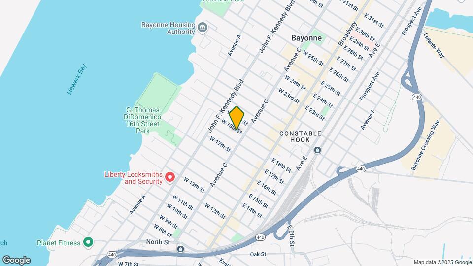 66 W 18th St, Unit 2F Map and Location Details