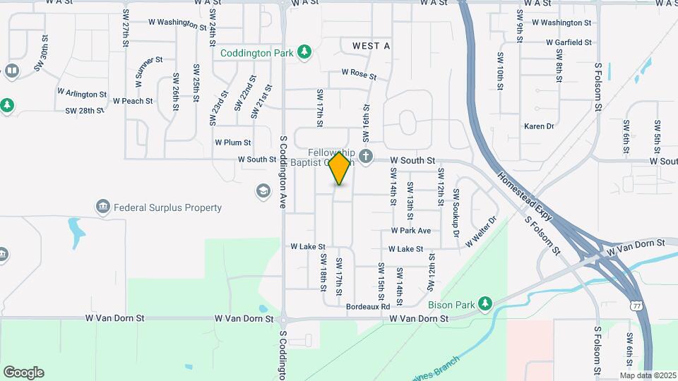 2220 SW 17th St Map and Location Details