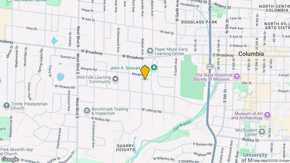 208 Edgewood Ave Map and Location Details