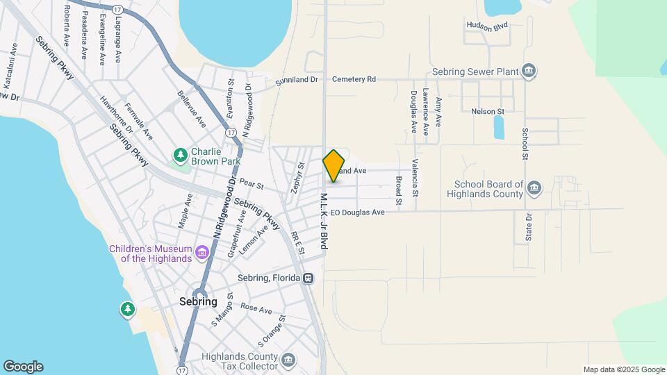 825 Booker Ave Map and Location Details