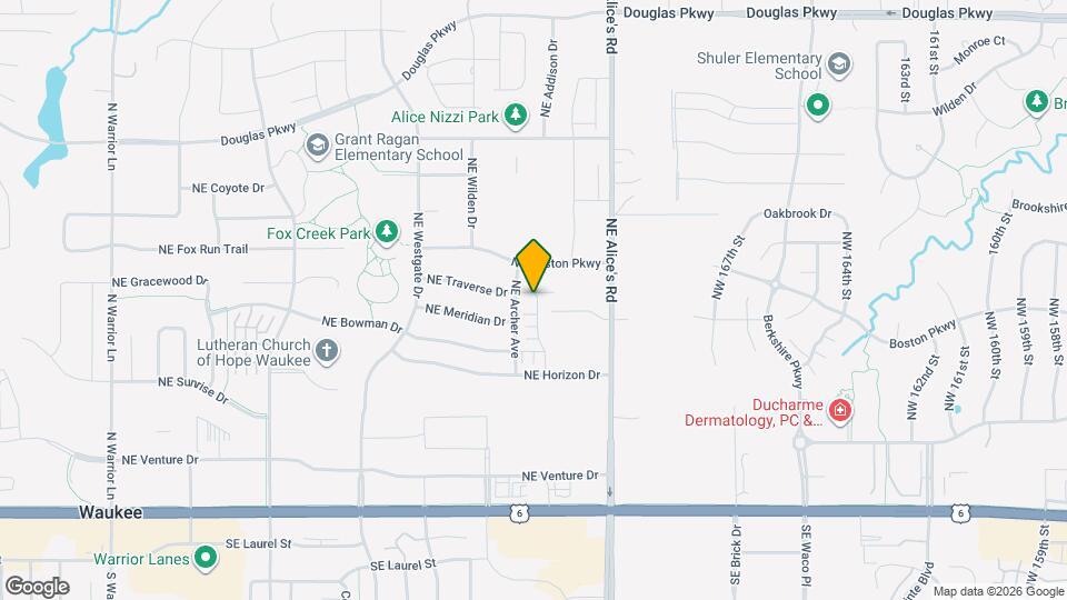 878 NE Traverse Dr Map and Location Details