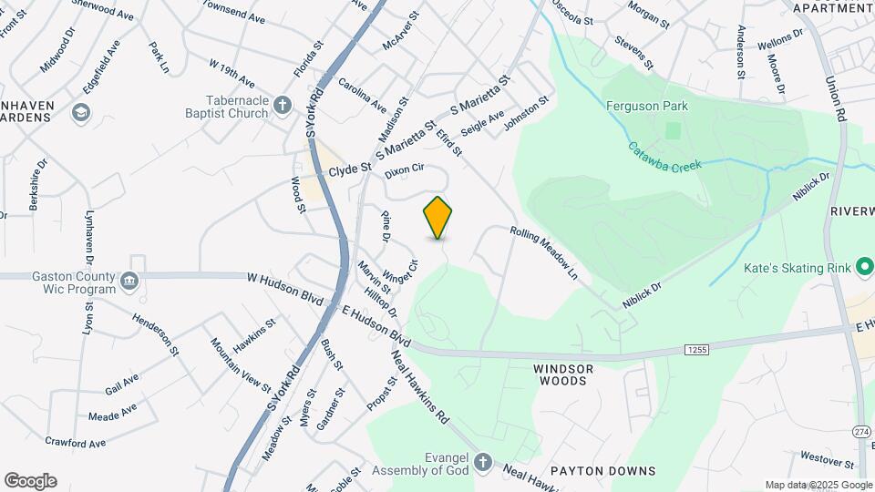 323 Oakwood Cir Map and Location Details