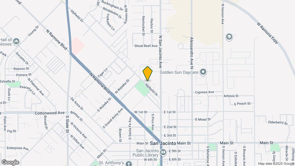 243 Idyllwild Dr Map and Location Details