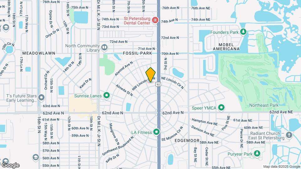 125 NW Monroe Cir N Map and Location Details