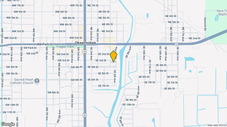 516 SE 4th St Map and Location Details