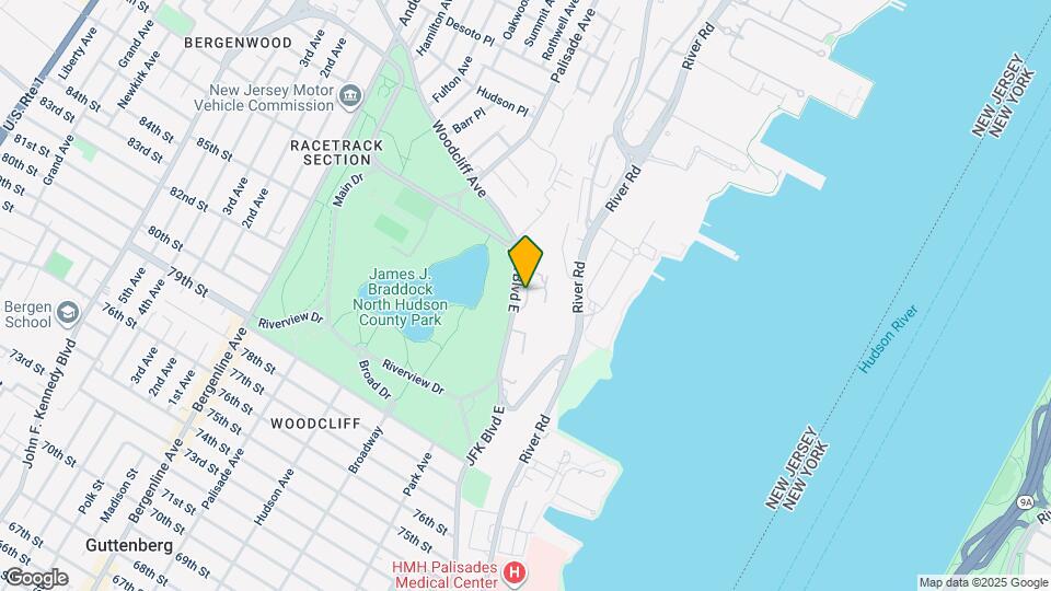 8800 Boulevard E Map and Location Details