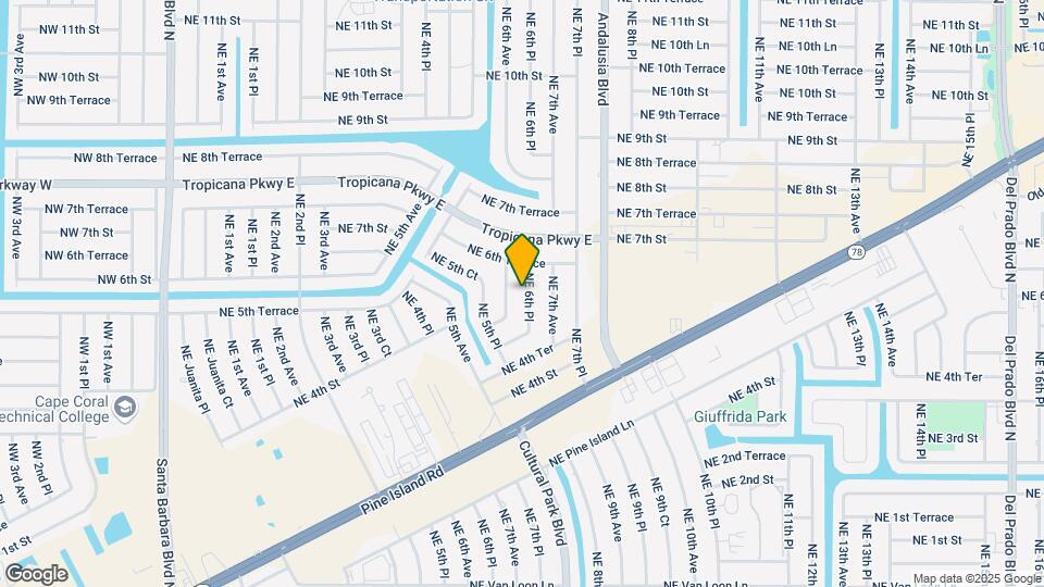 524 NE 6th Pl Map and Location Details