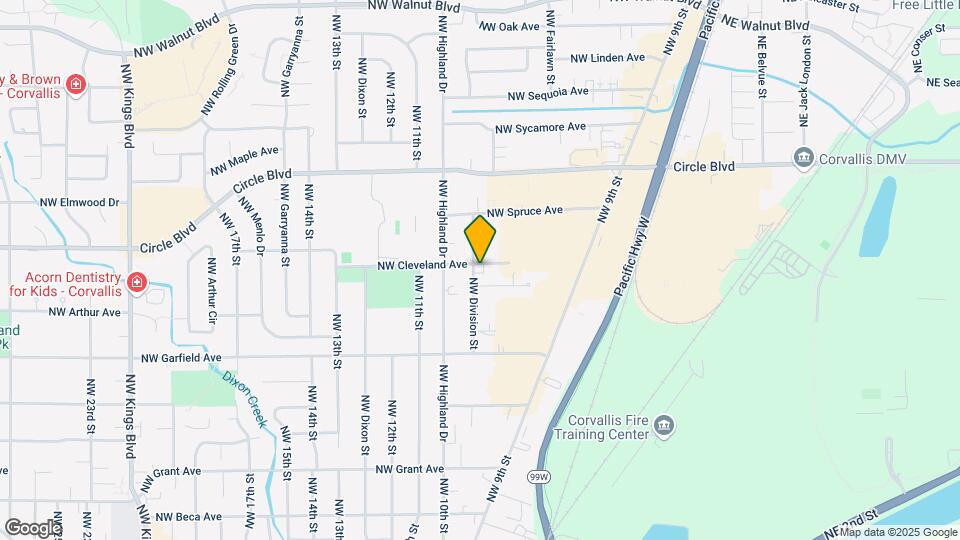 978 NW Cleveland Ave Map and Location Details
