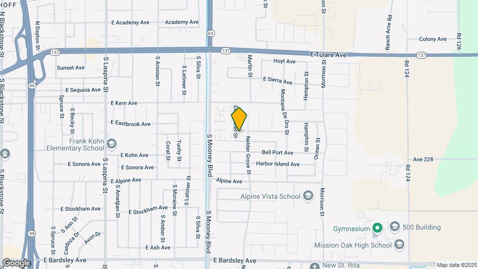 526 Edgewater St Map and Location Details