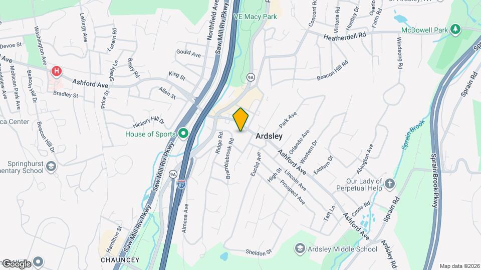 520 Ashford Ave Map and Location Details