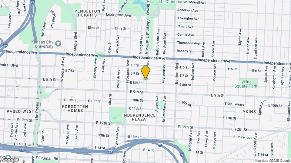 2654-2656 E 8th St Mapa y Detalles de la Ubicación