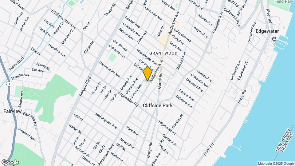 559 Anderson Ave Map and Location Details