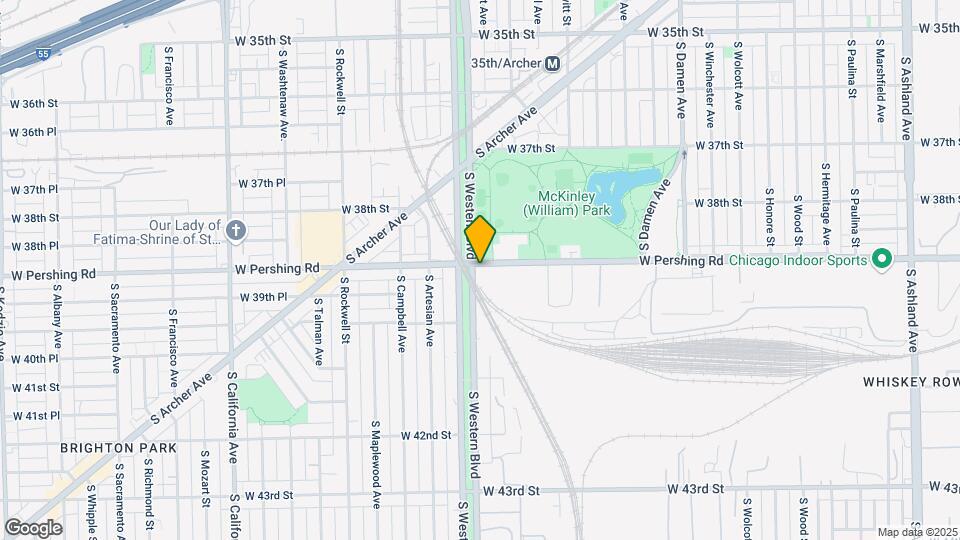 2323 W Pershing Rd Map and Location Details