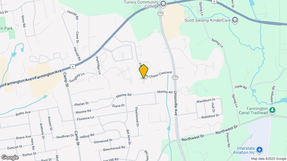 27 Farmington Chase Crescent Map and Location Details