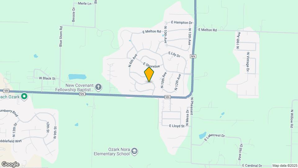 812 E Spring Dr Map and Location Details