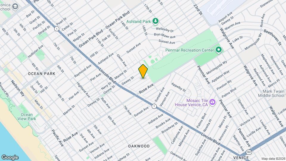 869 Warren Ave Mapa y Detalles de la Ubicación