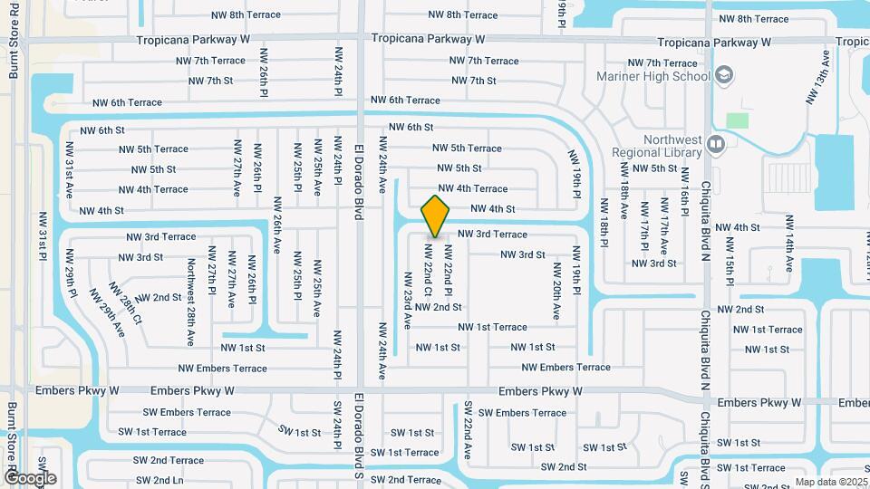 305 NW 22nd Ct Map and Location Details