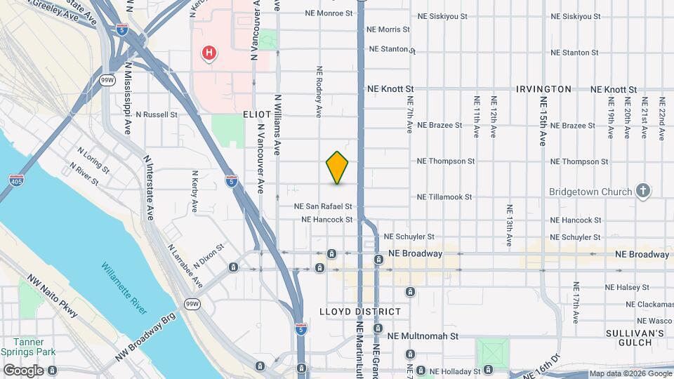 216 NE Tillamook St Map and Location Details