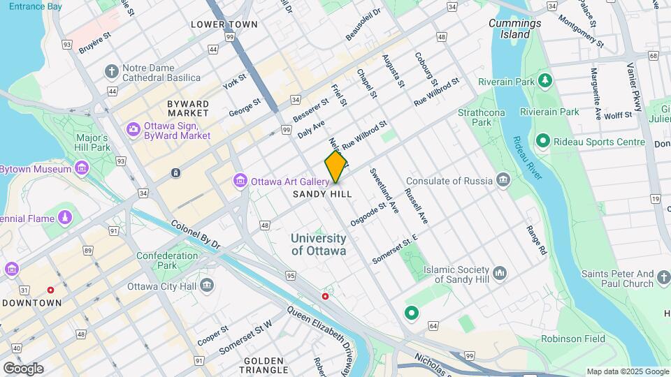 200 Laurier Ave E Map and Location Details
