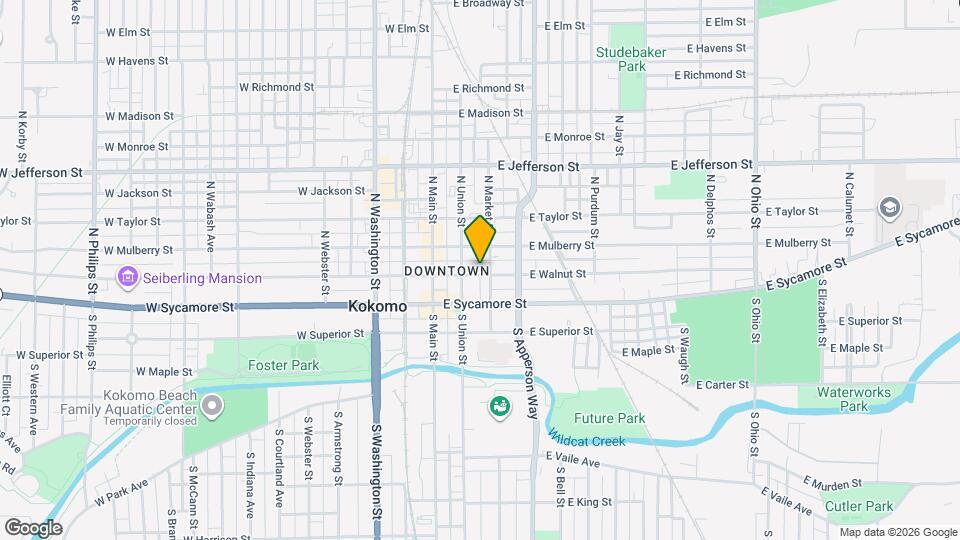 218 E Walnut St Map and Location Details