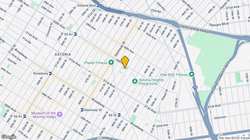 30-18 43rd St Mapa y Detalles de la Ubicación