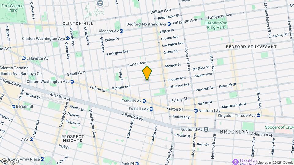 446 Franklin Ave Mapa y Detalles de la Ubicación