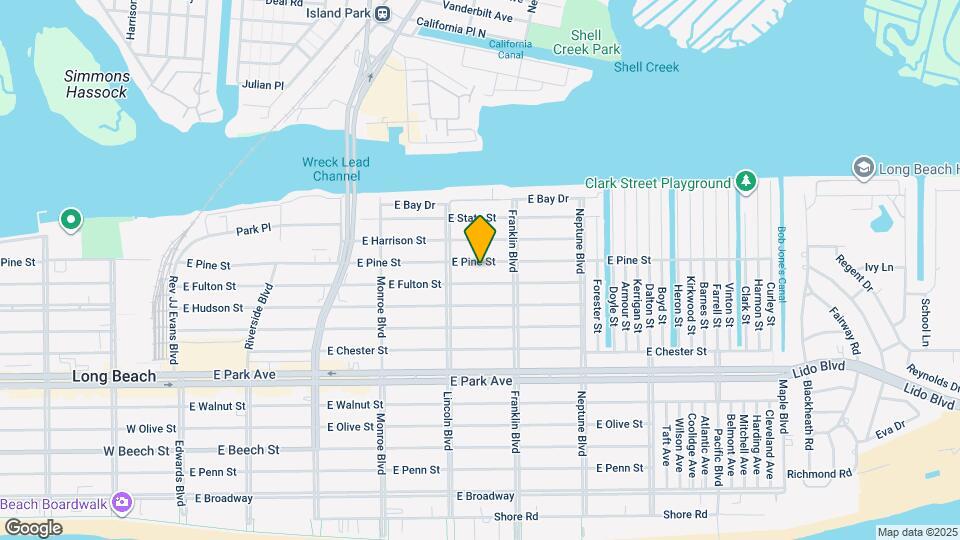 438 E Pine St Map and Location Details