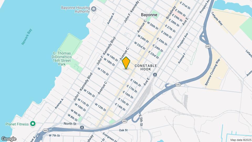 21 W 18th St Mapa y Detalles de la Ubicación