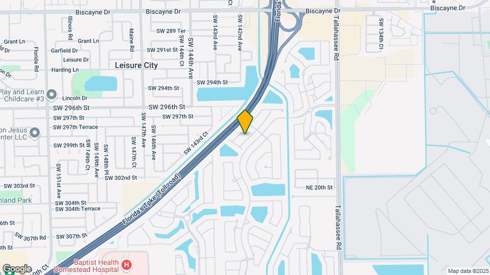 2210 NE 37th Rd Map and Location Details