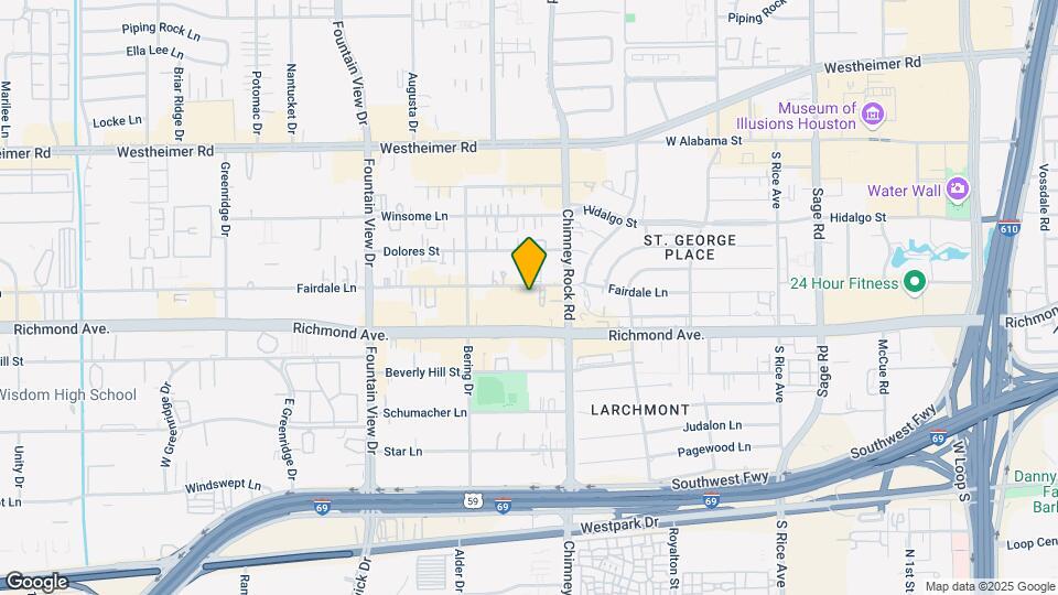 5621-5625 Fairdale Ln Mapa y Detalles de la Ubicación